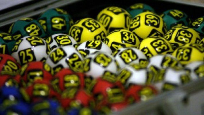 Există un câştigător la Loto 5/40!